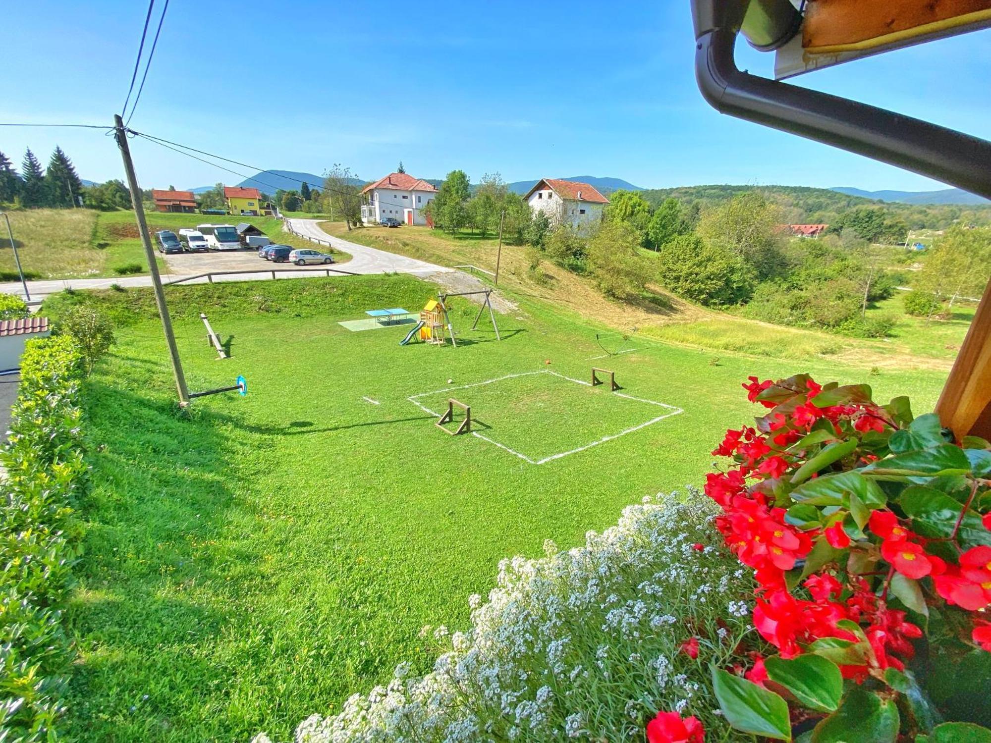 16 Lakes Guesthouse Grabovac  Dış mekan fotoğraf