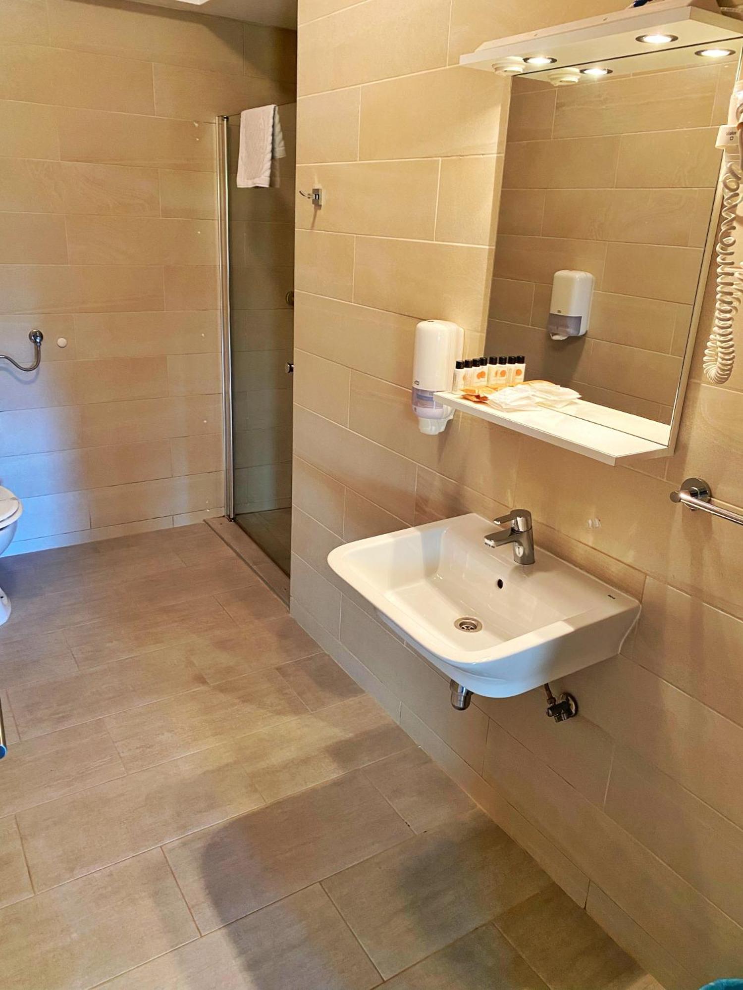 16 Lakes Guesthouse Grabovac  Dış mekan fotoğraf